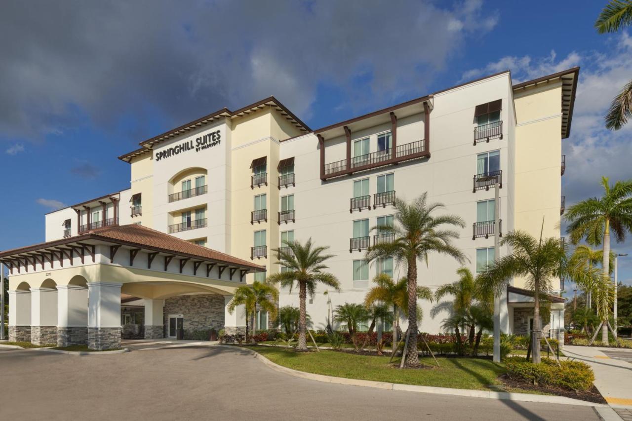 Springhill Suites By Marriott Fort Myers Естеро Екстериор снимка