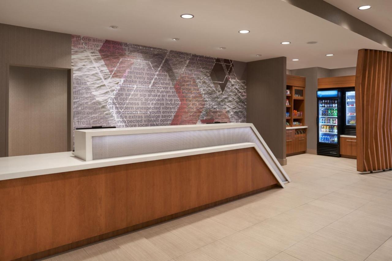 Springhill Suites By Marriott Fort Myers Естеро Екстериор снимка