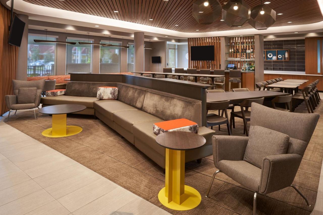 Springhill Suites By Marriott Fort Myers Естеро Екстериор снимка